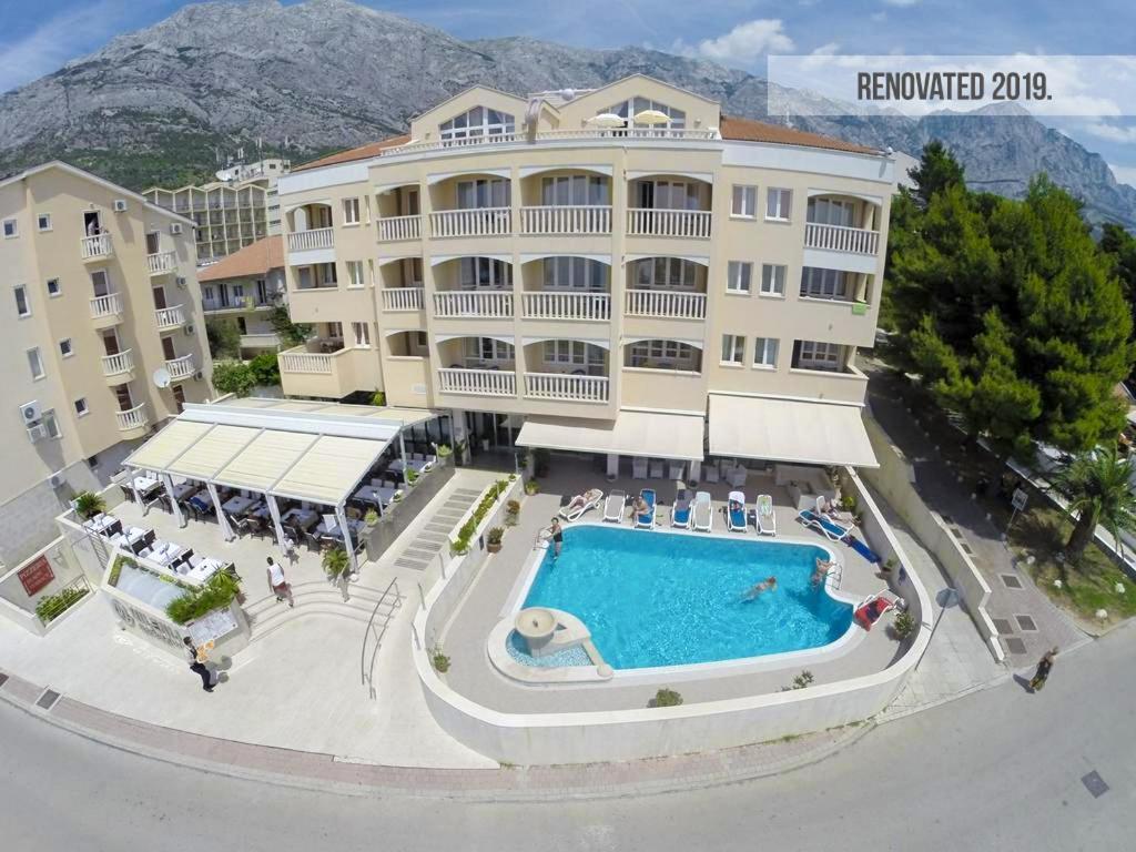 Aparthotel Milenij Baska Voda Exterior photo